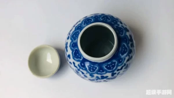 英雄袖珍罐